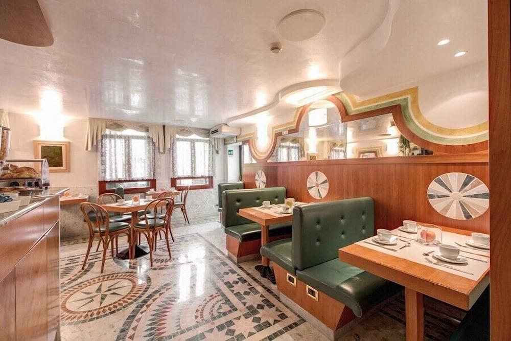 Antica Casa Carettoni Hotel Venice Ngoại thất bức ảnh