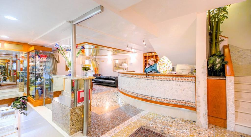 Antica Casa Carettoni Hotel Venice Ngoại thất bức ảnh