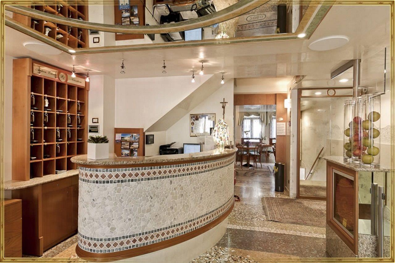Antica Casa Carettoni Hotel Venice Ngoại thất bức ảnh
